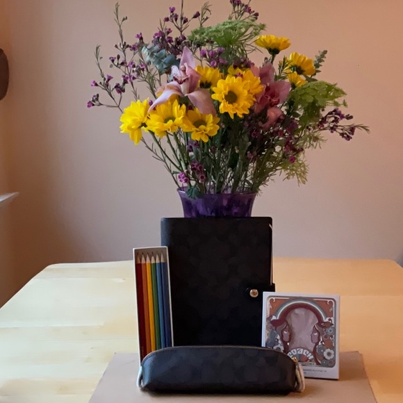 βοΈπβοΈ COACH BROWN NOTEBOOK BUNDLE πβοΈπ NWT βοΈπβοΈ - Picture 3 of 16